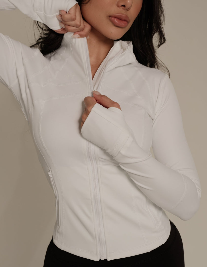 Chaqueta deportiva con detalles - Blanco - ELEMÉ BRAND CO. - Top - “Envío a toda Colombia” “Compra segura en línea” “Tienda de ropa en línea”